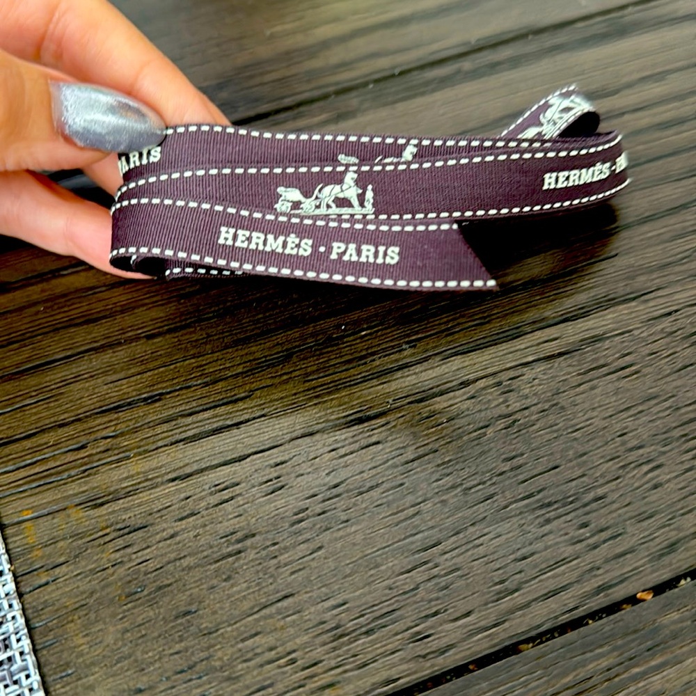 Hermes ribbon